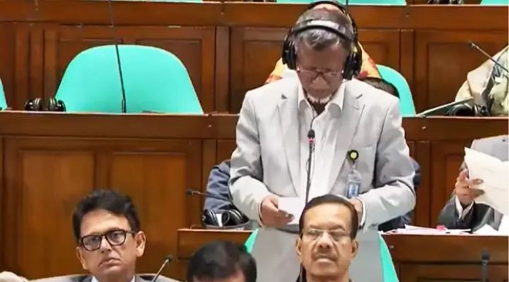 ১৫ টাকা কেজি দরে চাল পাচ্ছে ৫৫ লাখ পরিবার: খাদ্যমন্ত্রী